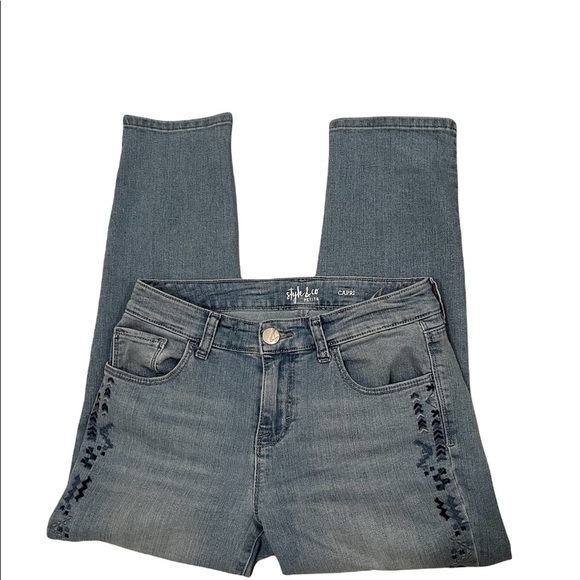 Style & Co. Side Embroidered Capri Jeans - Picture 3 of 9